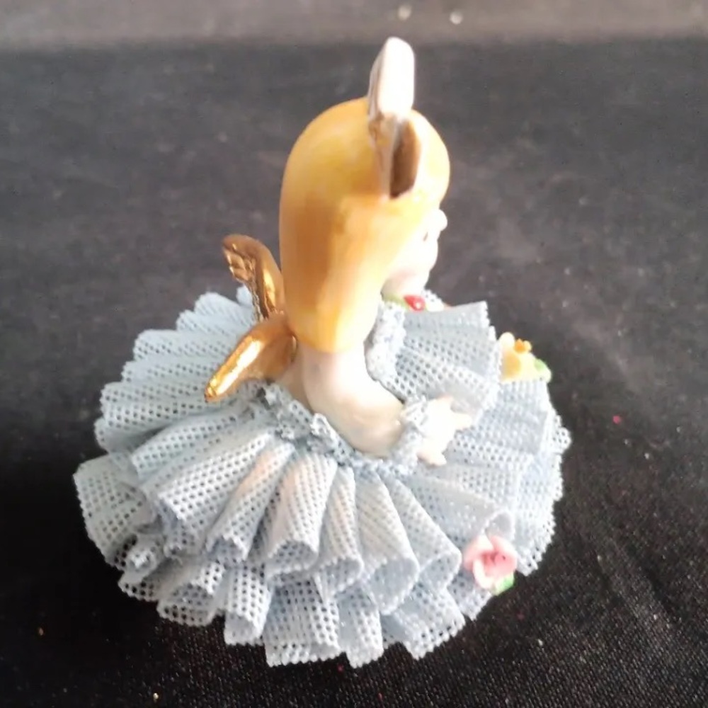 Irish Dresden Angel Doll Blue Lace Figurine Girl Bunny Vintage Porcelain Lace - Picture 12 of 15